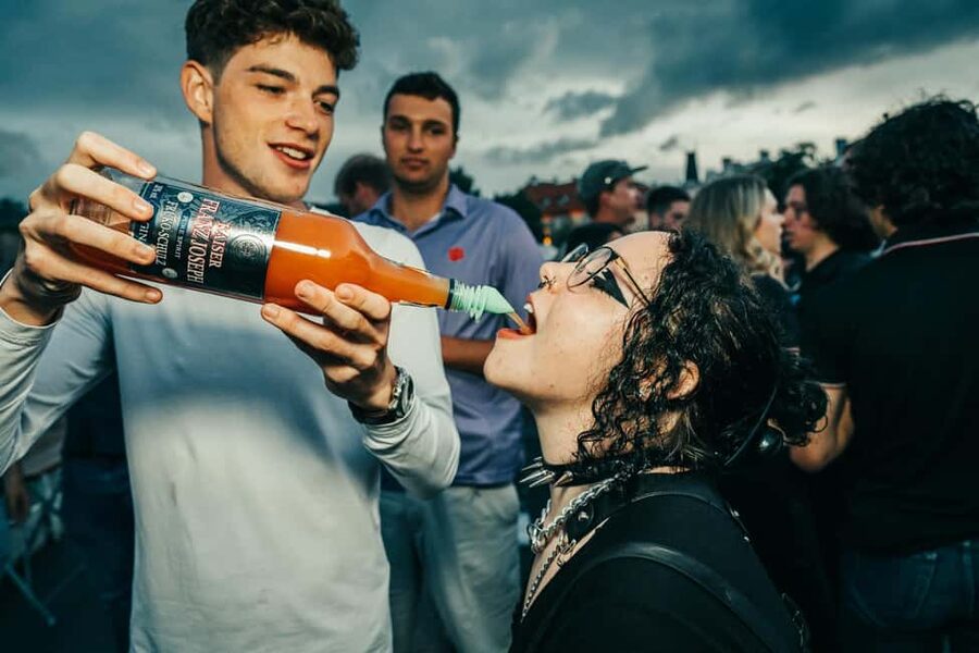 Prague: Booze Cruise with Open Bar and Duplex Entry - Practical tips for a smoother evening