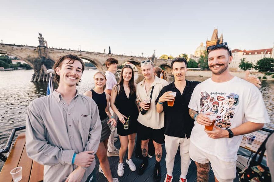 Prague: Booze Cruise with Open Bar and Duplex Entry - Should you book the Prague Booze Cruise?