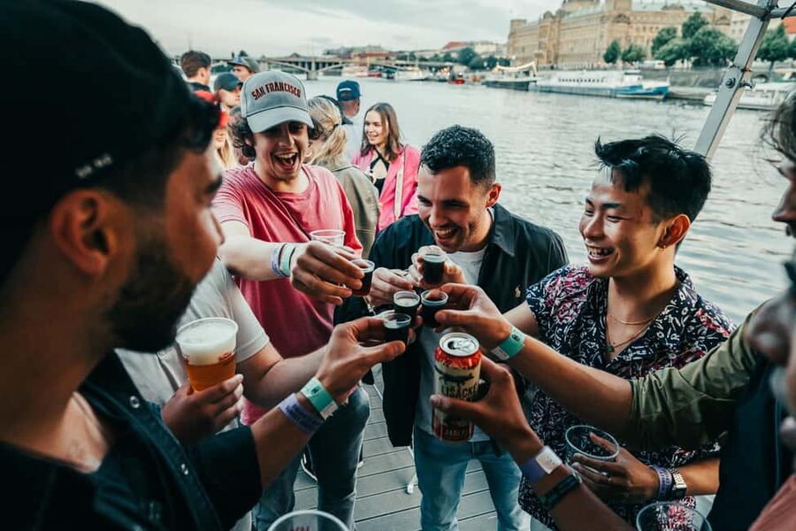 Prague: Booze Cruise with Open Bar and Duplex Entry - Music, dancing, and the size of the group