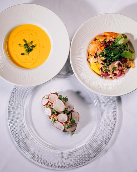 Prague:Breathtaking Cabaret Show with 4-Course Dinner Option - Choosing Category 1, 2, or 3 seating