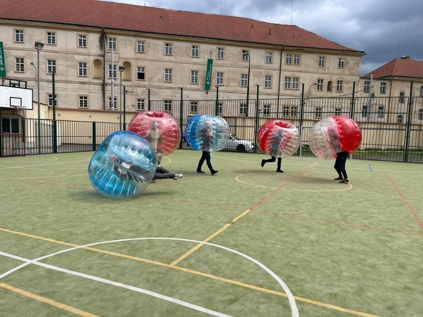 Prague: Bubbles football in city centre of Prague - Weather, clothing, and comfort