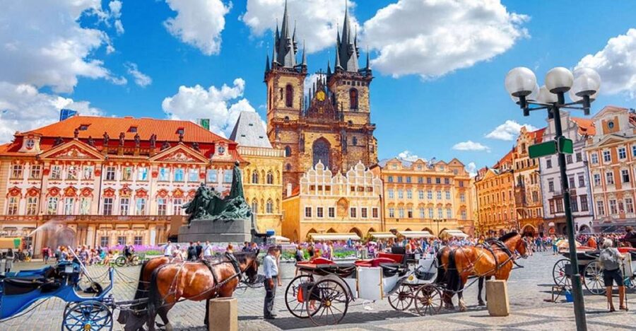 Prague: Castle and Jewish Quarter Tour - Language, pace, and comfort