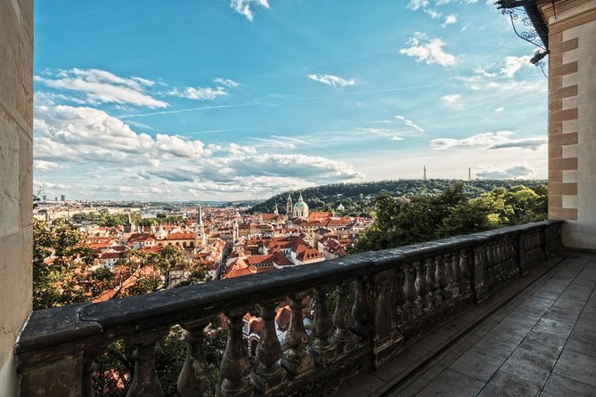 Prague Castle and Lobkowicz Palace entrance tickets - Moving from the palace to Prague Castle