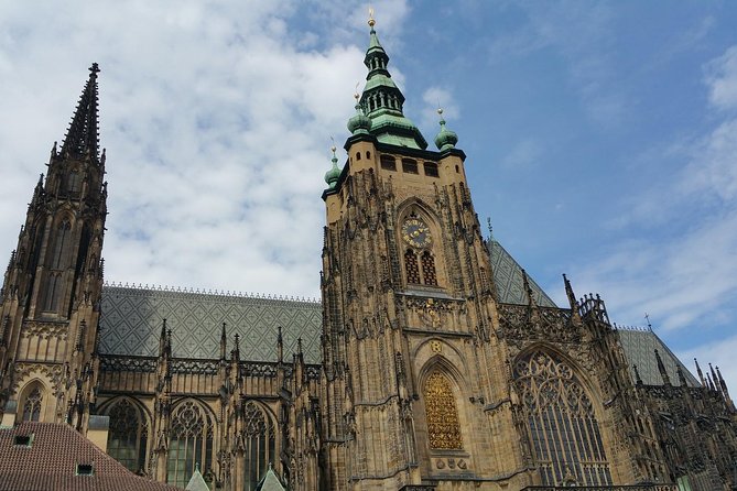 Prague Castle and Lobkowicz Palace entrance tickets - Who will enjoy this experience most