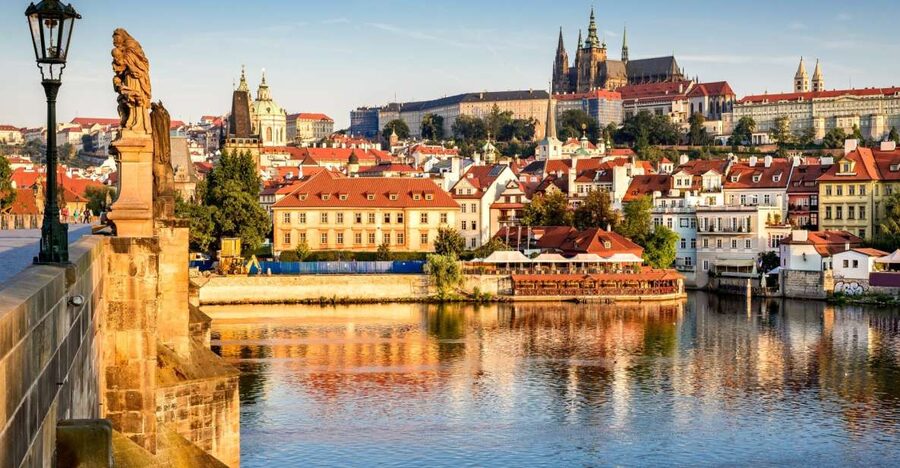 Prague Castle and St. Vitus Cathedral Private Walking Tour - Is $154 per person a fair price?