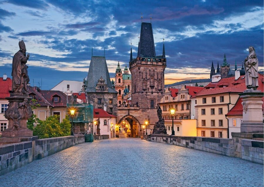 Prague: Castle Circuit Entry Tickets with Audio Guide - How the English phone audio guide works for you