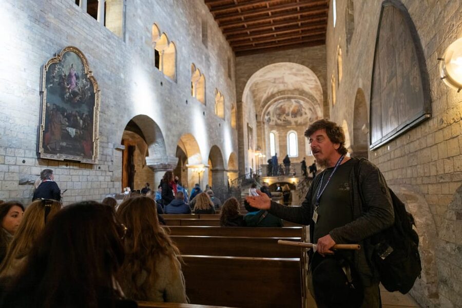 Prague Castle Interiors, Bus Tour and Vltava River Cruise - Adding the One-Hour Vltava River Cruise