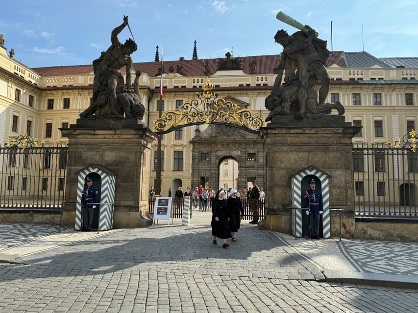 Prague Castle Interiors & Changing of the Guard-Small group - St. George’s Basilica and a change of scale