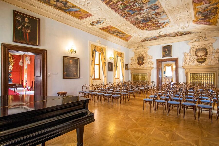 Prague Castle: Midday Classical Concert at Lobkowicz Palace - What the one-hour program is like