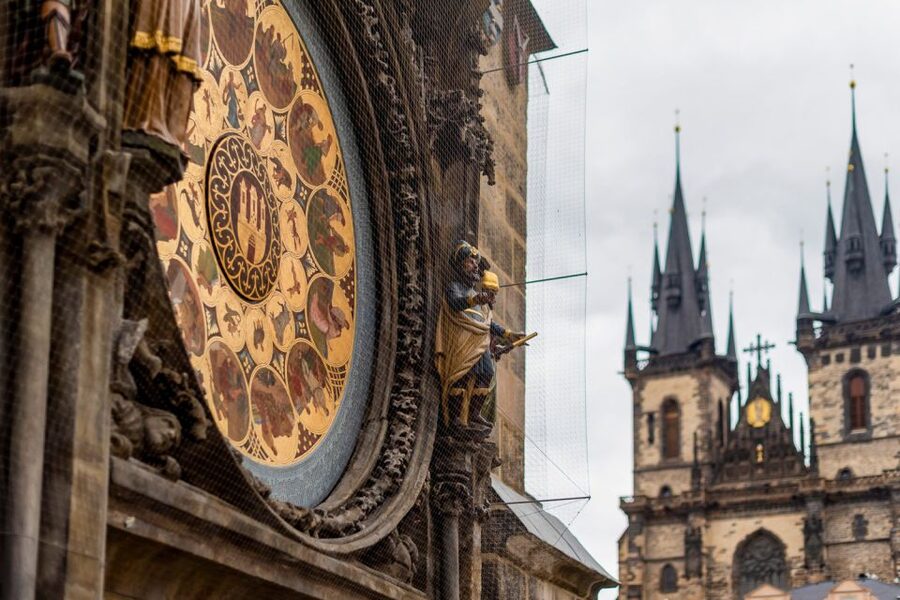 Prague: Castle, National Museum & Town Hall Tickets & Audio - Picking up the tickets in Prague 1