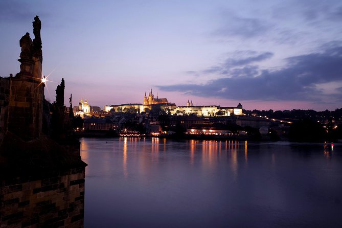 Prague Castle: Private fairytale walking tour - Prague Castle is a town, not just a palace