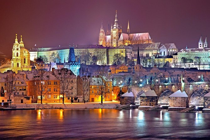 Prague Castle: Private fairytale walking tour - Who should book this castle walk?