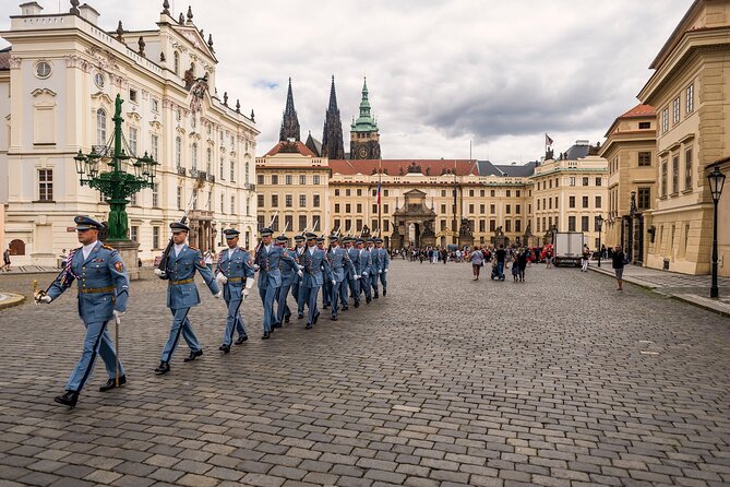 Prague Castle Ticket Including Audio Guide & 15min introduction - Why the two-day validity matters