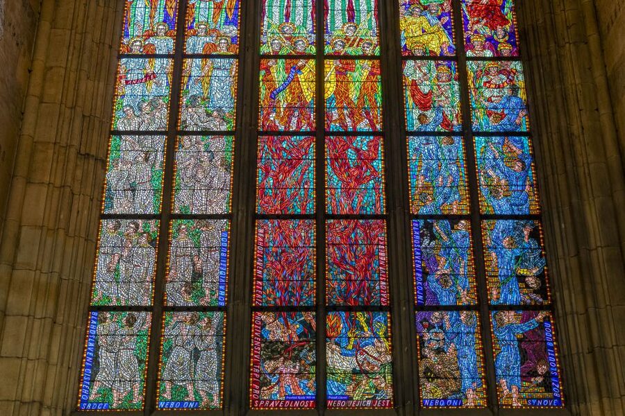 Prague: Castle Tour with Local Guide and Entry Ticket - St. Vitus Cathedral, Prague’s great Gothic centerpiece