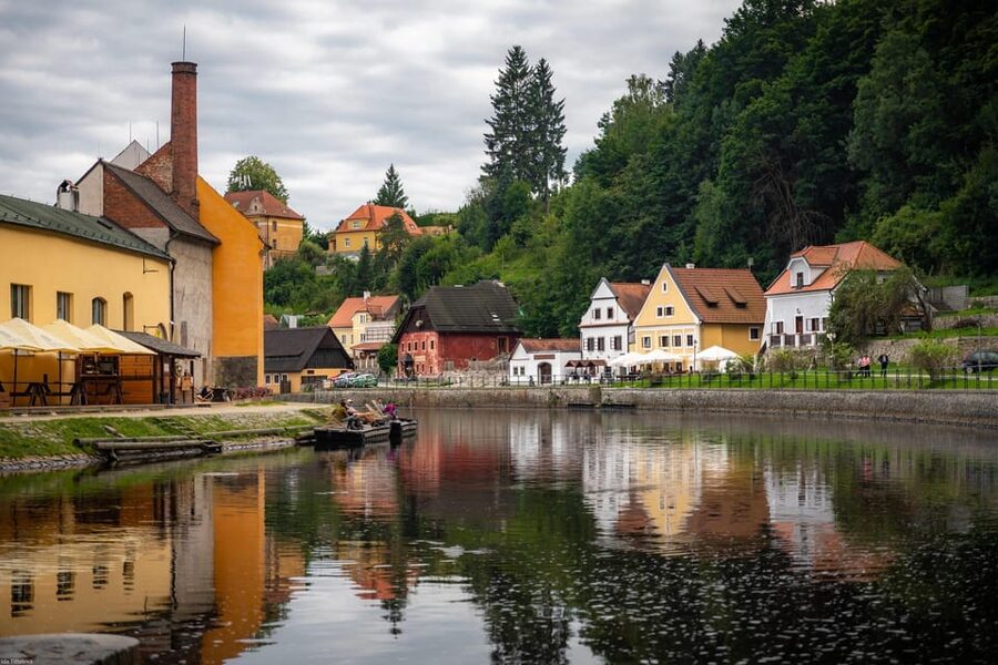 Prague: Cesky Krumlov Private Day Tour - Small details that improve the day