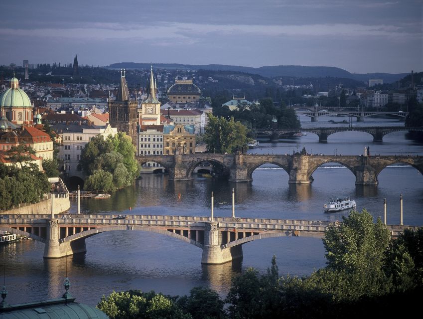 Prague City: 1-Hour Orientation Tour by Bus - Who will get the most from this ride