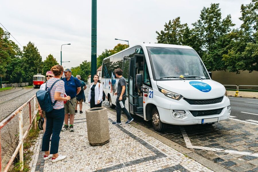 Prague: City Highlights By Bus, Boat, and on Foot - The Jewish Quarter and Prague’s changing city center