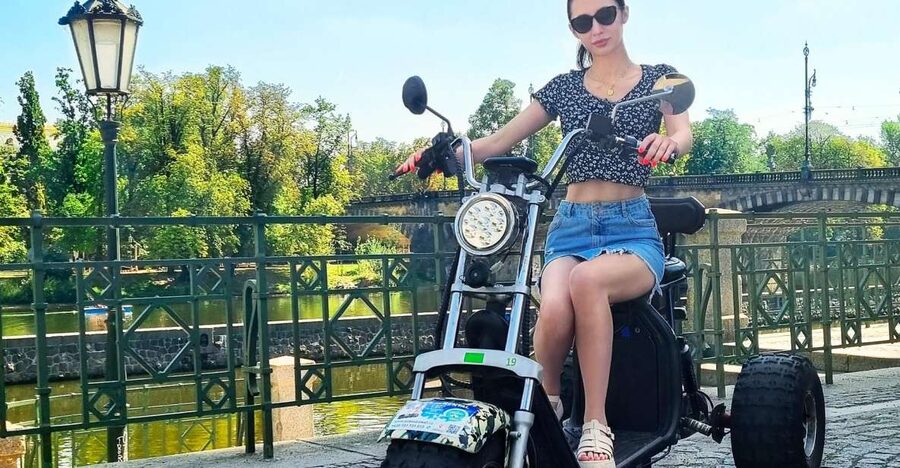Prague: City Highlights Guided Electric Trike Tour - John Lennon’s Wall and Kampa Island