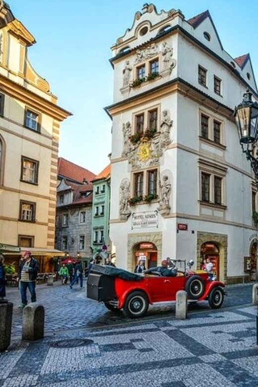 Prague: City Highlights Walking Tour - A smart first look at Prague