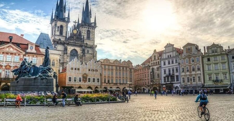 Prague: City Highlights Walking Tour - Meeting at Veleslavínova 1098/2a