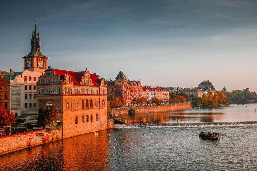 Prague: City Tour in Full - Prague Castle and four courtyards