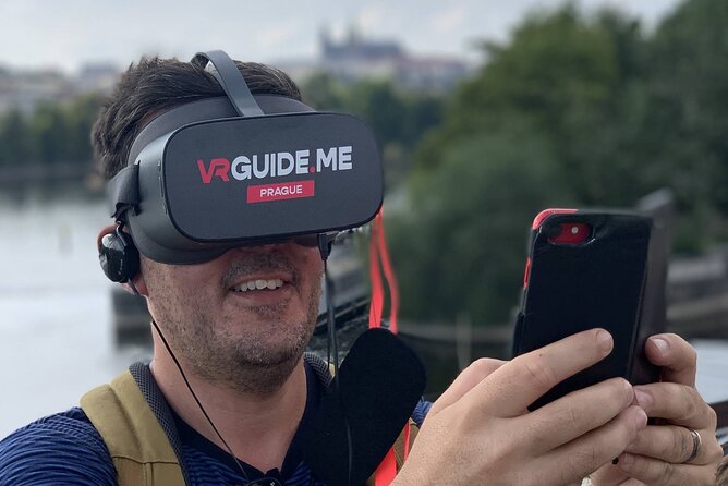 Prague City Tour with Virtual Reality - Old Town Square in 1900