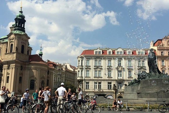 Prague: Classic City Bike Tour (small groups) - The Jewish Quarter and final return to Old Town