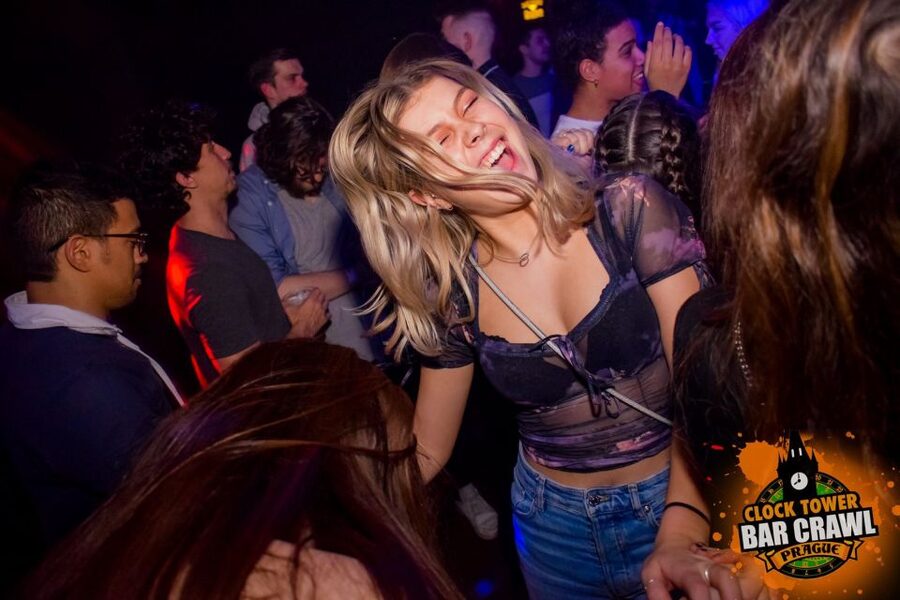 Prague: Clock Tower Bar Crawl with Drinks and Shots - Key points to know before booking