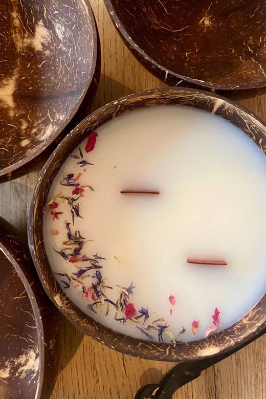 Prague: Coconut Candle Workshop - Key points at a glance