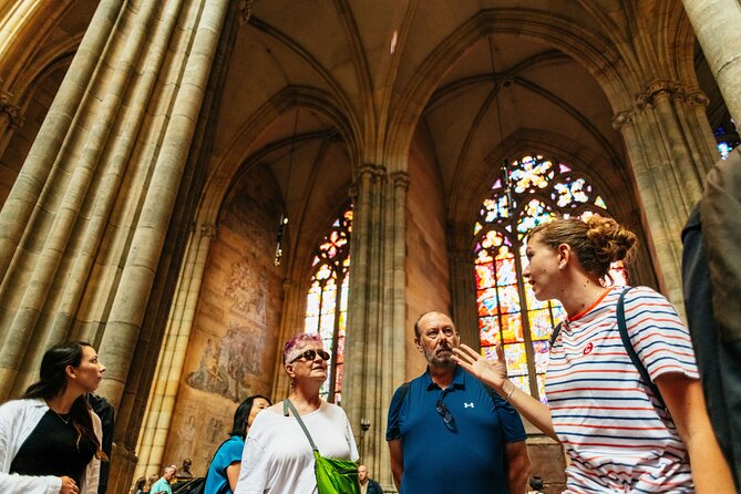 Prague Combo: Castle Guided Tour, Bus and Optional Boat - Key points to know before booking
