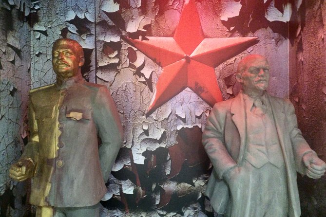 Prague Communism tour with visit of Communism museum - Wenceslas Square and the public face of protest