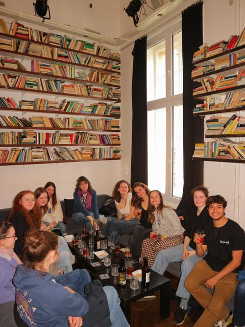 Prague: Craft Beer Tour 8 Czech Beers, Taproom & Beer Garden - Practical tips for a better beer tasting
