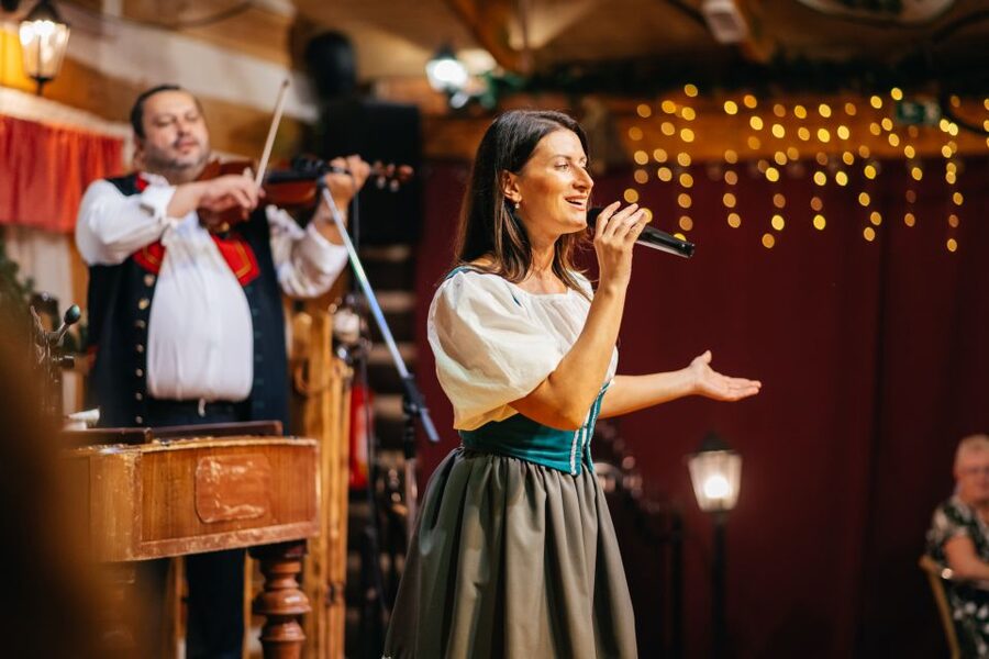 Prague: Dinner with Folk Show and Open Bar - Arriving at a typical Czech restaurant