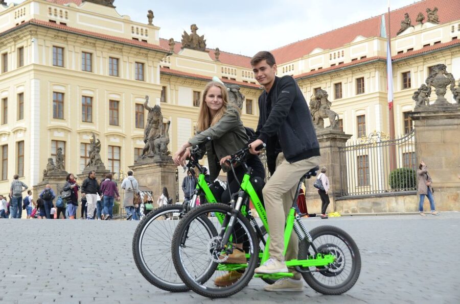 Prague: Electric Scooter & Cruiser Fat eBike Rental - One Hour or Two?