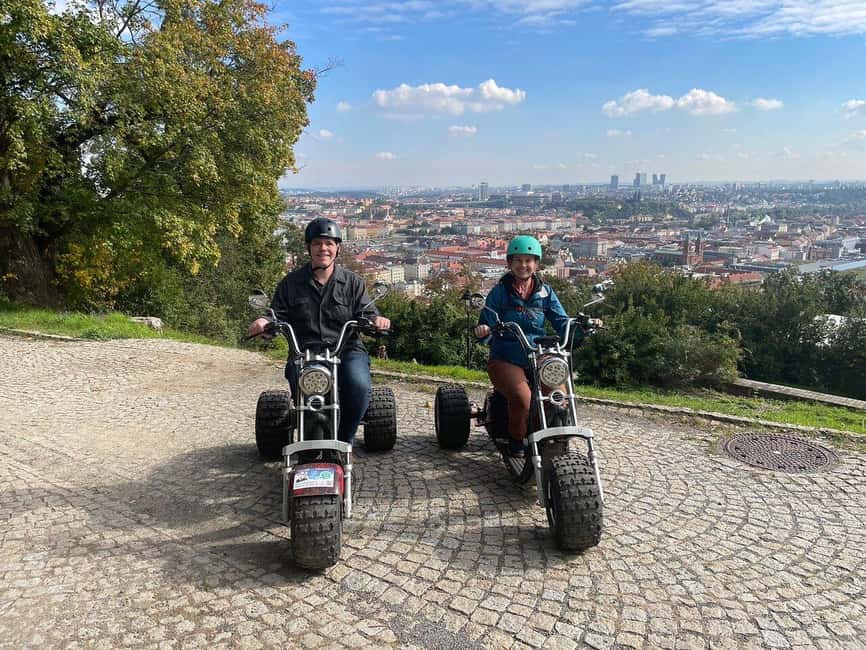 Prague: Electric Trike Viewpoints Tour - Charles Bridge in a compact ten-minute stop