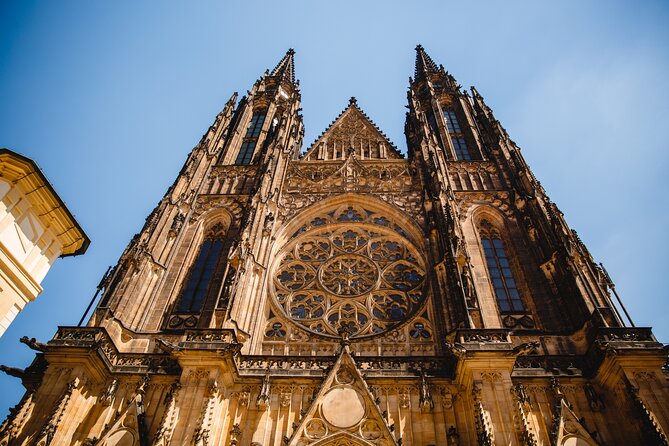 Prague Essential - The Jewish Quarter brings the most serious history