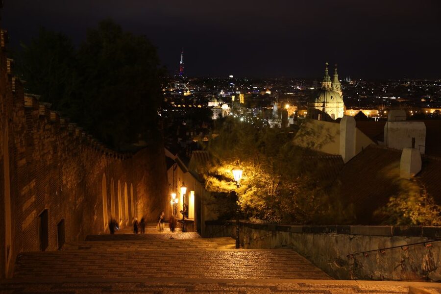 Prague: Evening Photography Tour by Car - The guide adds context between the stops