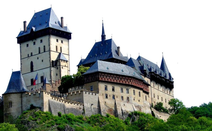 Prague: Fairytale Karlstejn Castle in Retro-Style Car - What the castle visit can and cannot promise