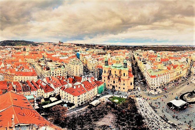 Prague Fairytale Tour: Old Town And Castle private tour - Starting high above Prague at Prague Castle