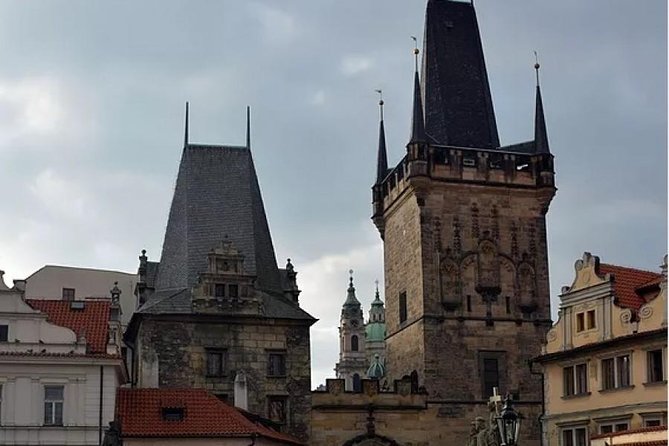Prague Fairytale Tour: Old Town And Castle private tour - The famous bridge and the city’s visual link