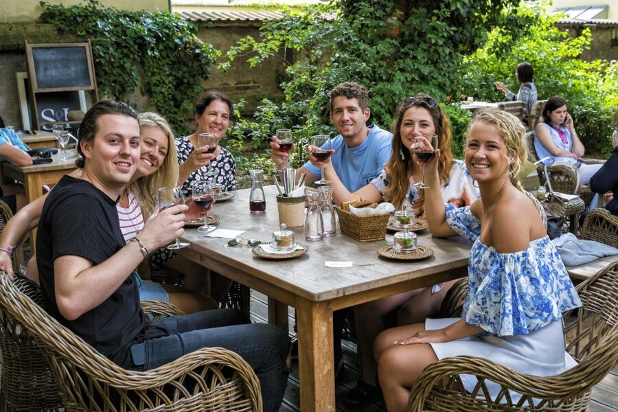 Prague: Food and Beer Guided Walking Tour with Tastings - Walking through Old Town and the Jewish Quarter