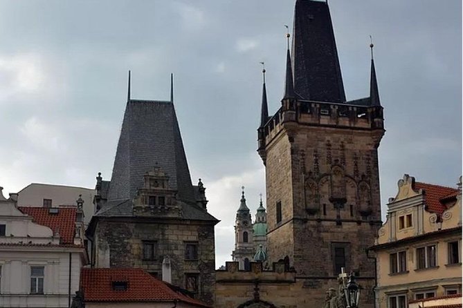 Prague food and cultural tour - 6 hours fairytale experience - One hour on the Vltava