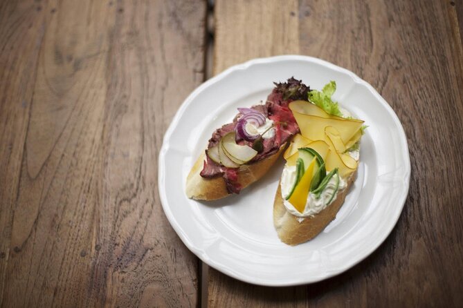 Prague Food and Culture Tour with Prague Foodies - Starting in Malá Strana with a serious appetite