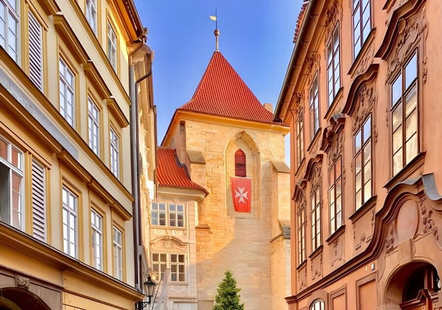 Prague: Full-Day Private Tour of Prague - 5 hours - Prague’s major sights and the city between them