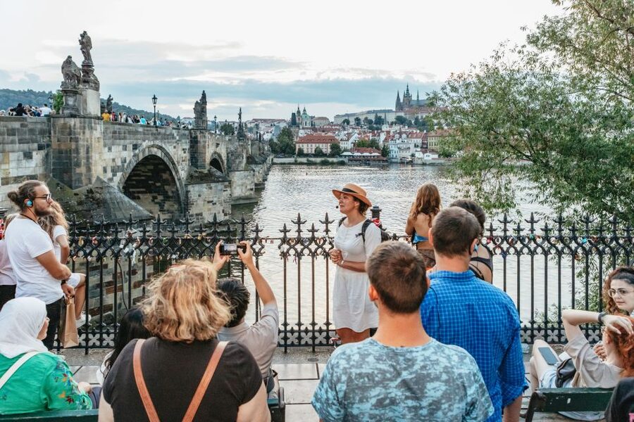 Prague: Ghost Walking Tour Where Legends Come To Life - The live ghosts: scare, comedy, and photos
