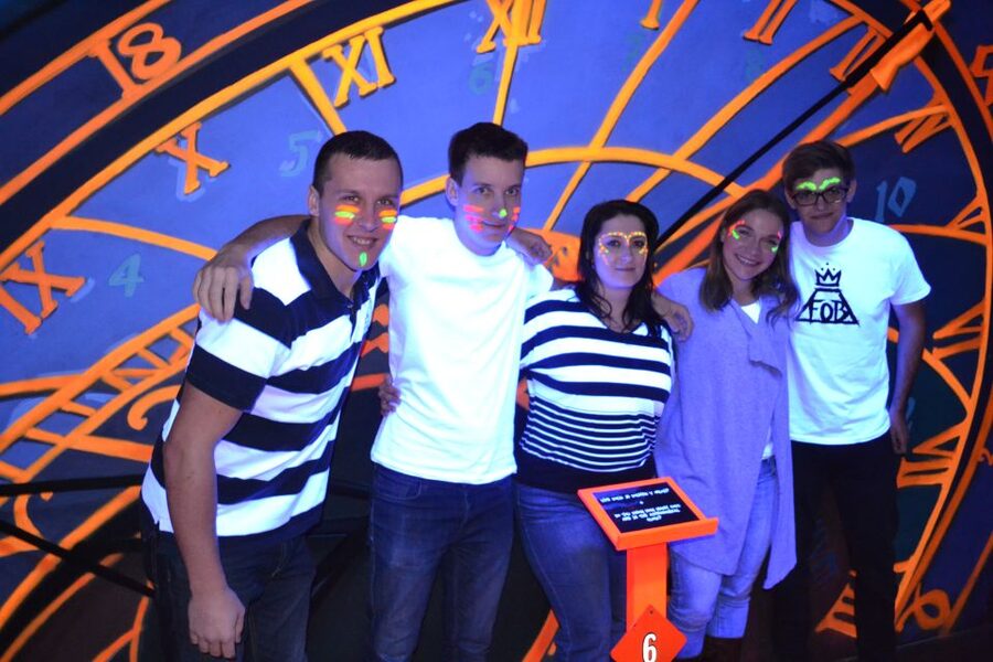 Prague: Glow Golf Mini Golf Game by UV Light - Cancellation and planning details