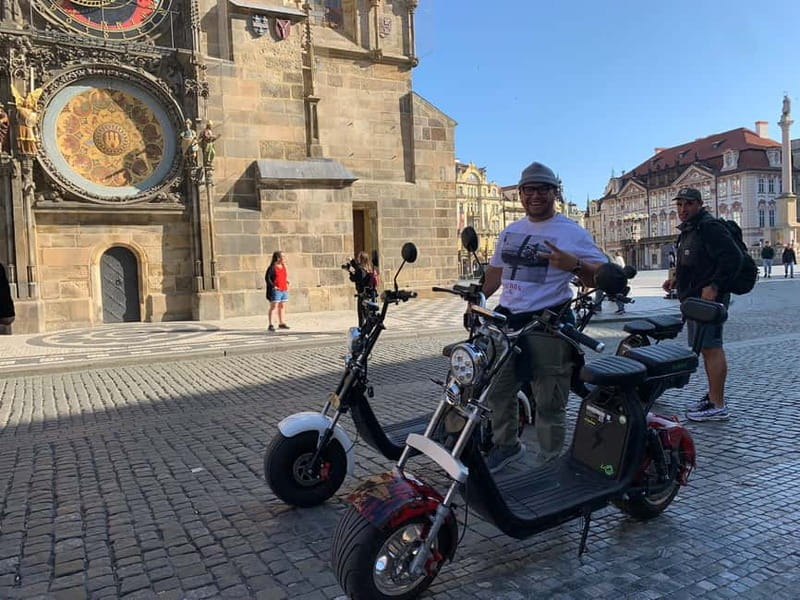 Prague: Guided Fat Tire e-Scooter Tour - Hradčany Square and Prague Castle