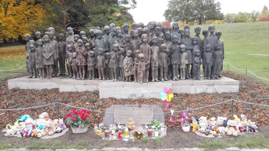 Prague: Guided Operation Anthropoid Tour with Lidice - Inside the St. Cyril and Methodius crypt
