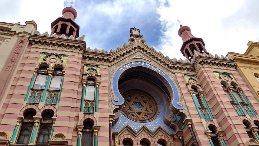 Prague: Guided Walking Tour of Prague's Jewish Quarter - Key points to know before you book