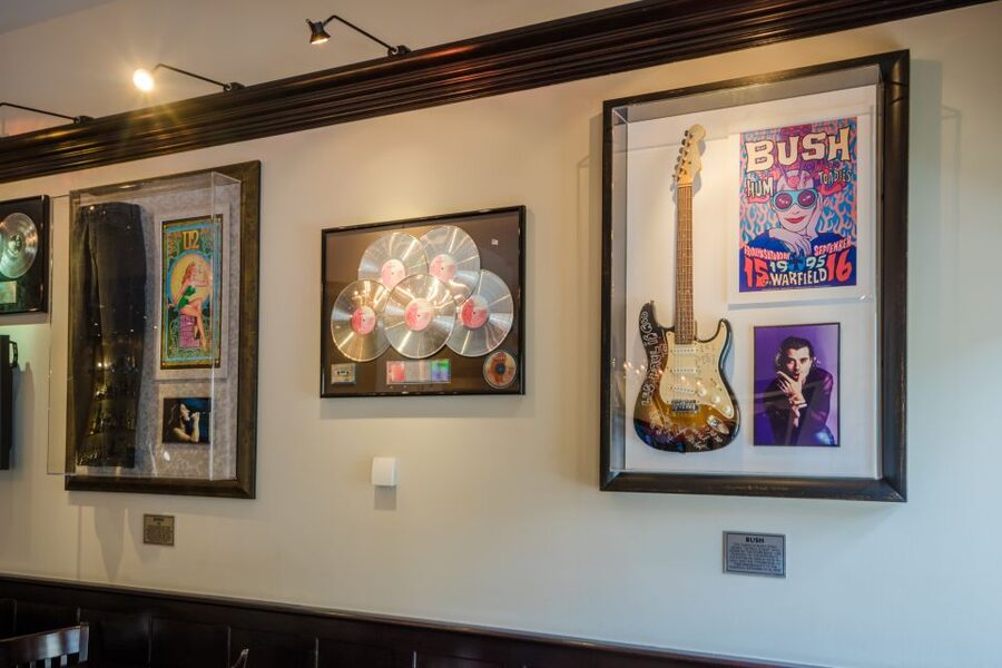 Prague: Hard Rock Cafe with Set Menu for Lunch or Dinner - Key points at a glance